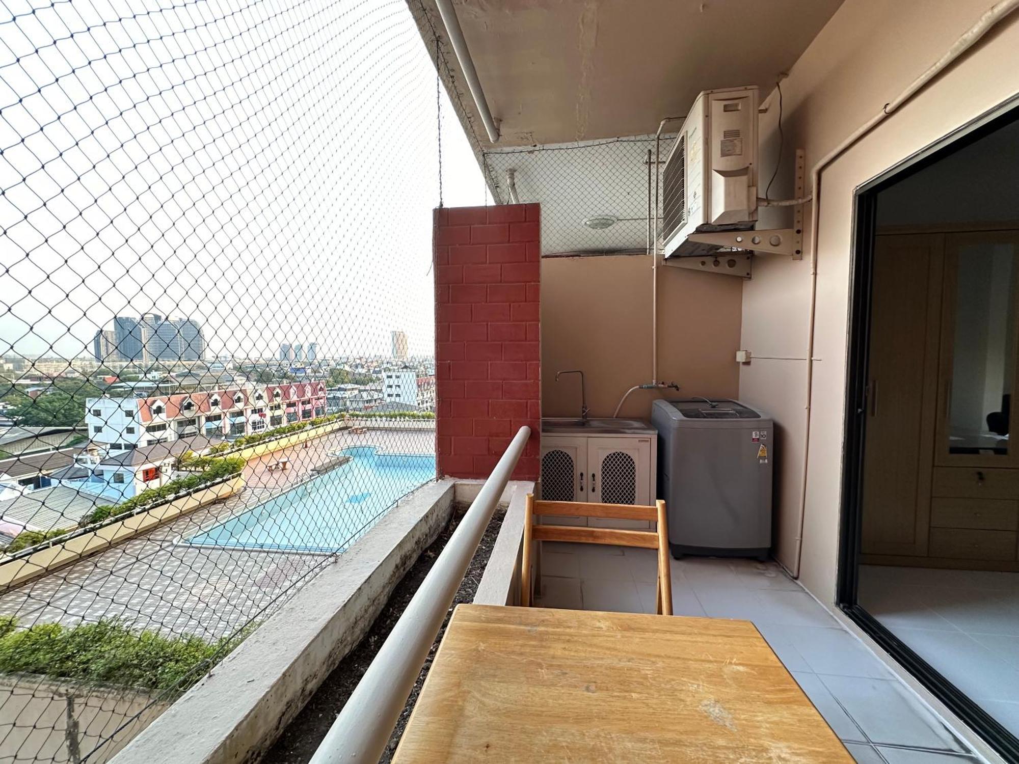 Country Complex Bangna Aparthotel Bangkok Eksteriør bilde