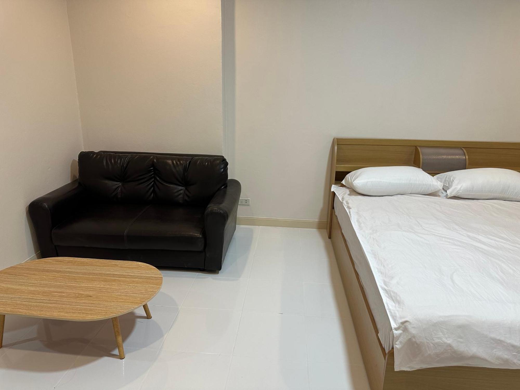 Country Complex Bangna Aparthotel Bangkok Eksteriør bilde