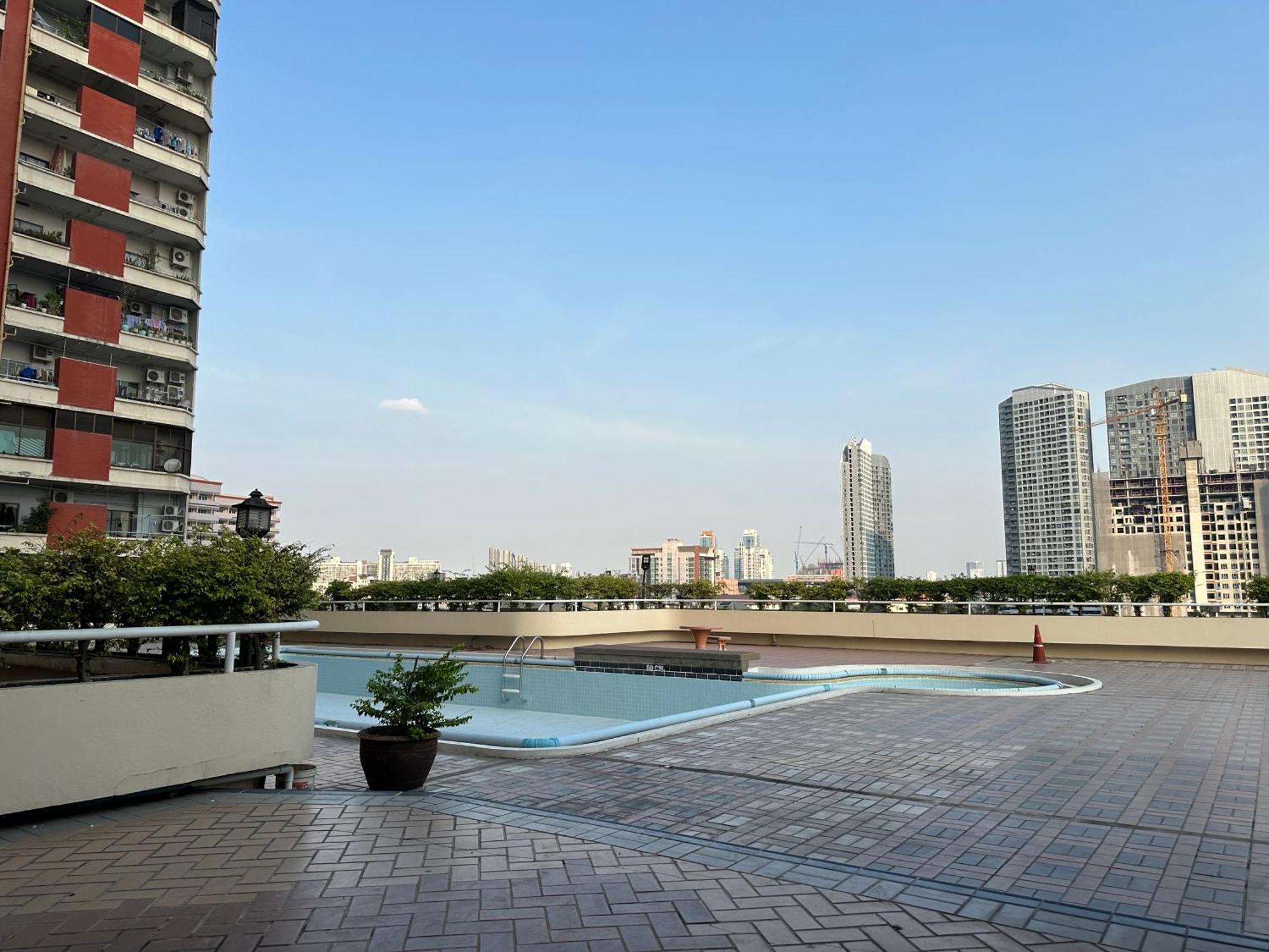 Country Complex Bangna Aparthotel Bangkok Eksteriør bilde